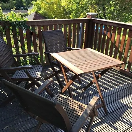 Апартаменты Dachgeschosswohnung Direkt Am Wald