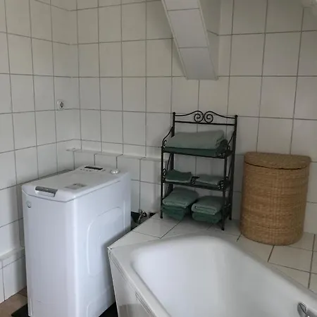 Dachgeschosswohnung Direkt Am Wald